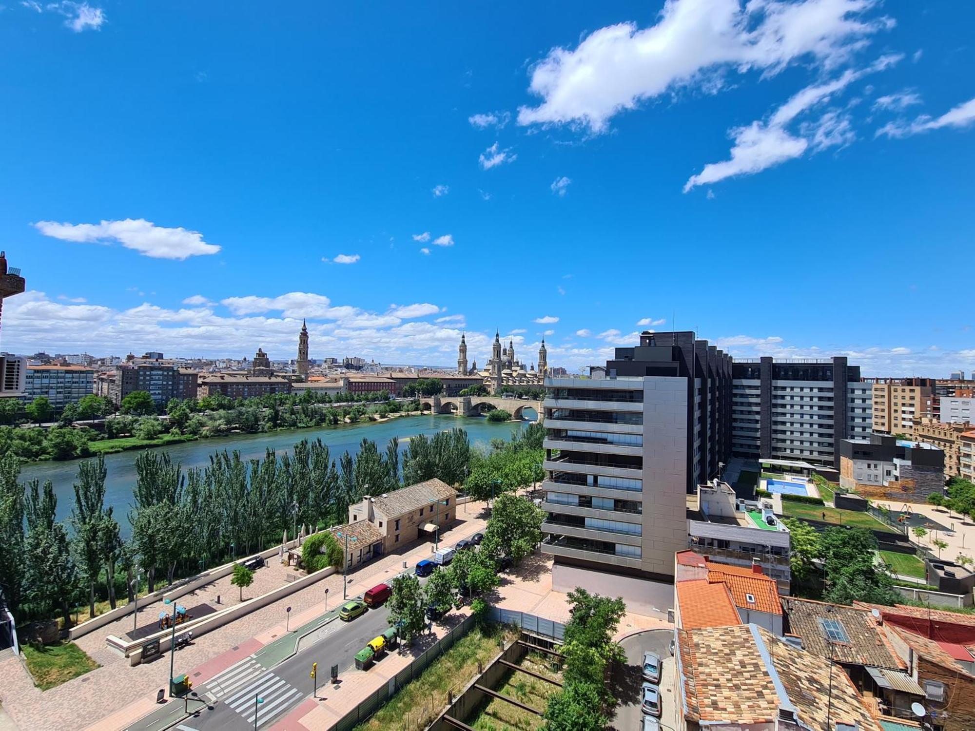 Dos Torres Ribera Play & Relax Con Jacuzzi Y Cine Apartamento Saragoça Exterior foto